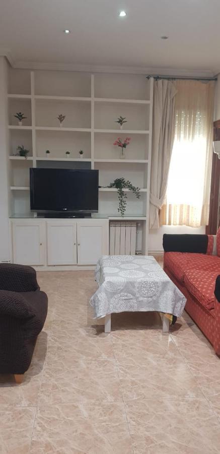 Apartament Famaho Madryt Zewnętrze zdjęcie
