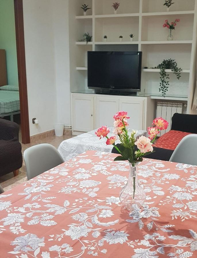 Apartament Famaho Madryt Zewnętrze zdjęcie